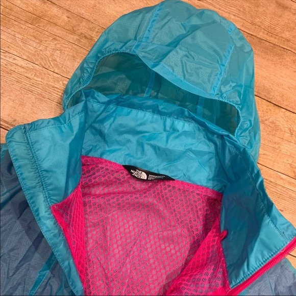 The North Face Rain Jacket - Picture 2 of 8